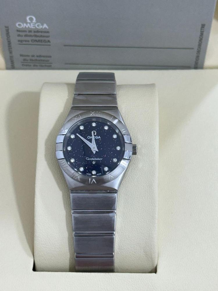 ساعه فاخرة OMEGA