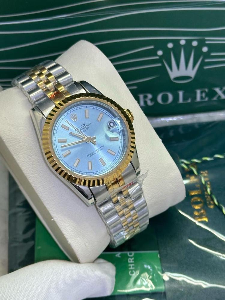 ساعة Rolex فاخرة