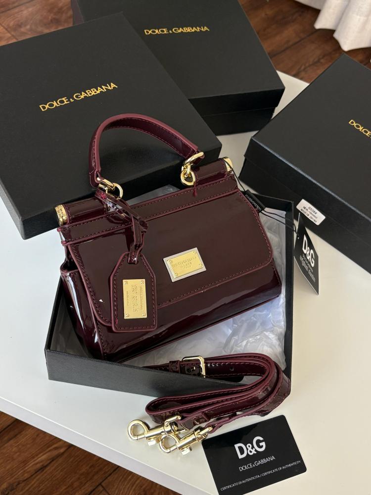 شنط D&G