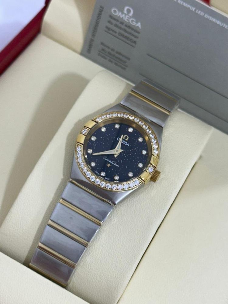 ساعه فاخرة OMEGA