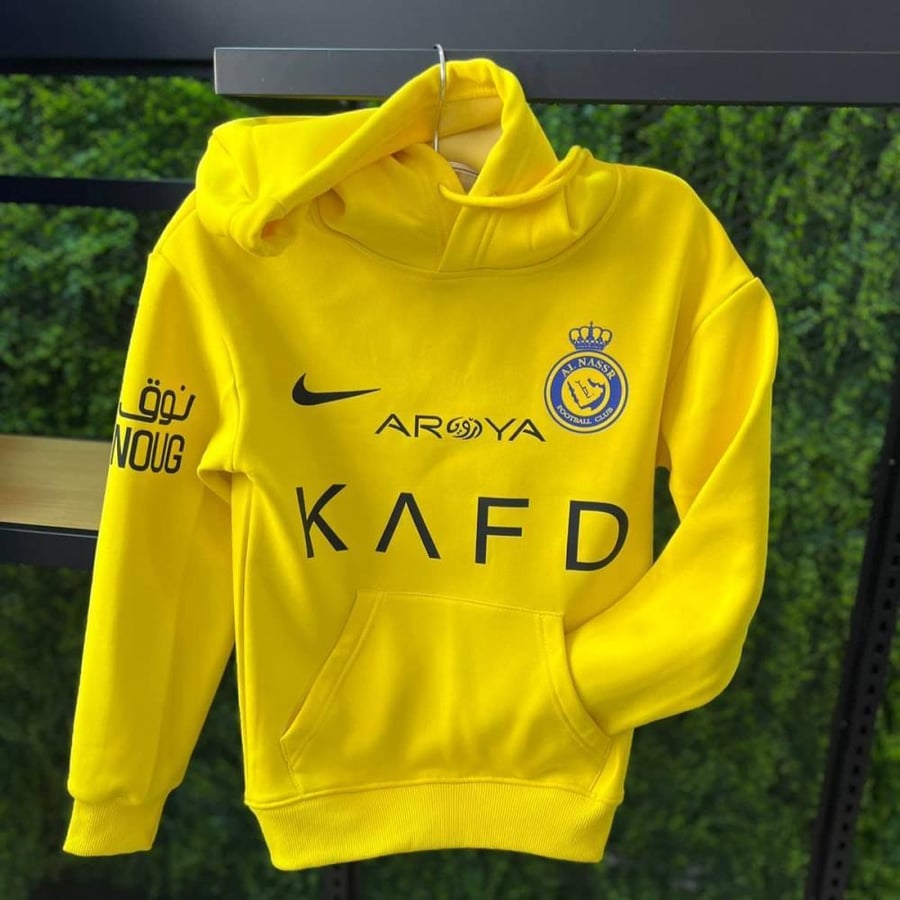 بلوفر النصر