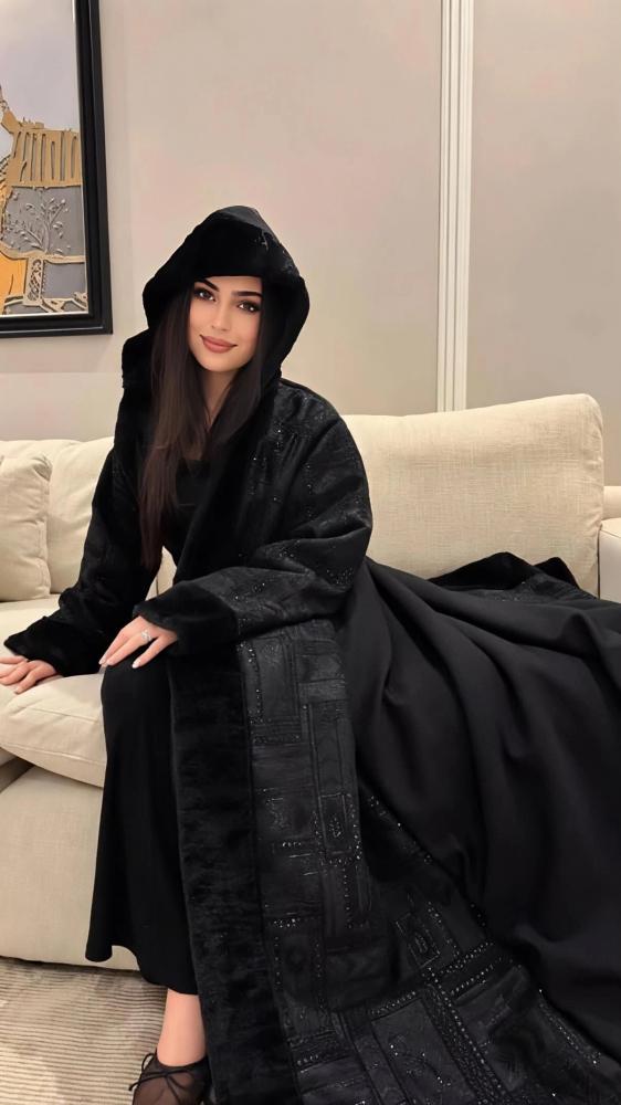 فروات نسائي اسود