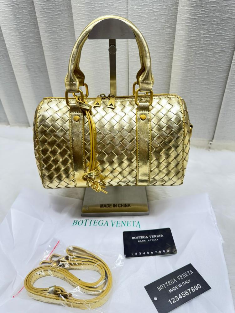 BOTTEGA VENETA