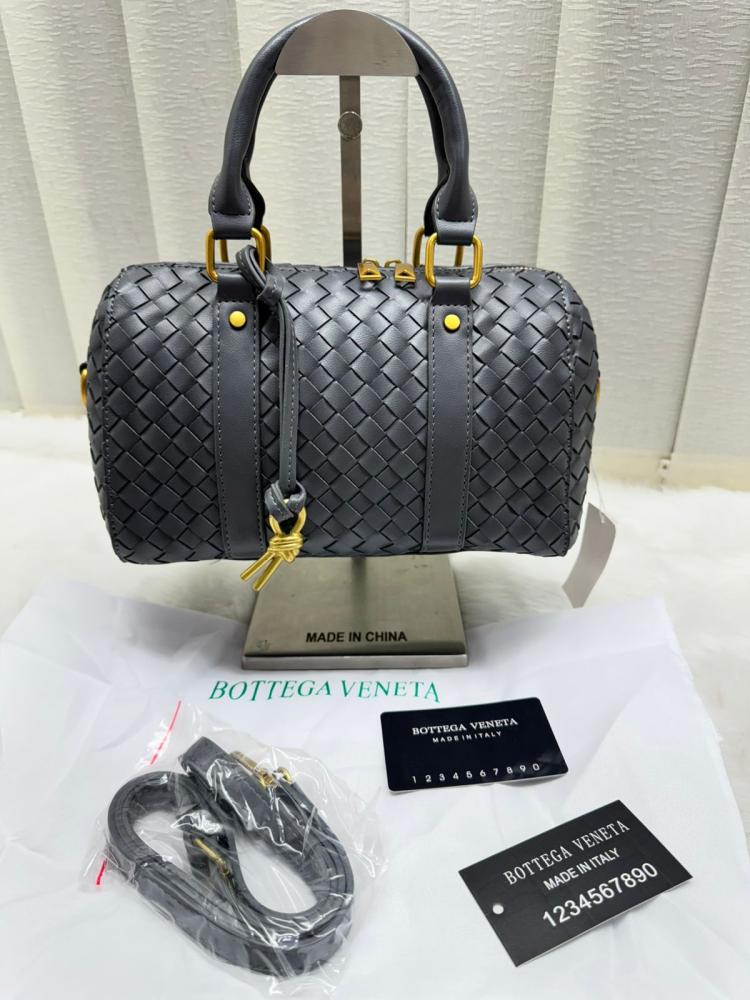 BOTTEGA VENETA