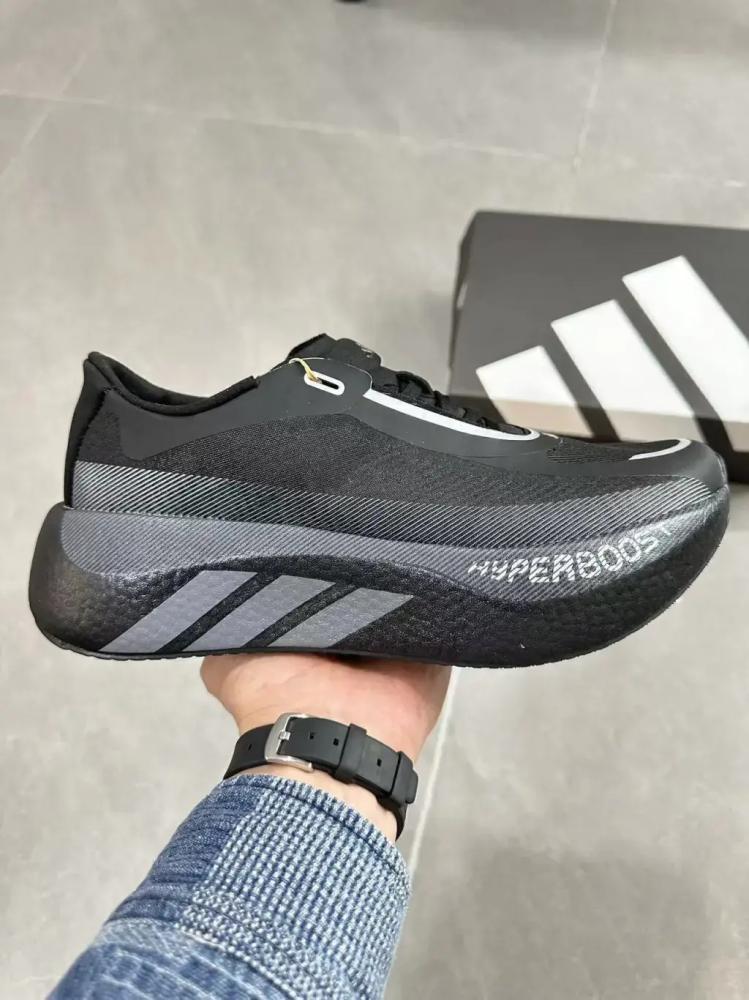 ADIDAS HYPERBOOST EDGE RUNNING- Preto