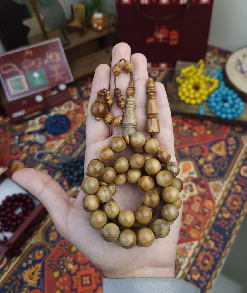 Kook rosary, light color, Tamlikah