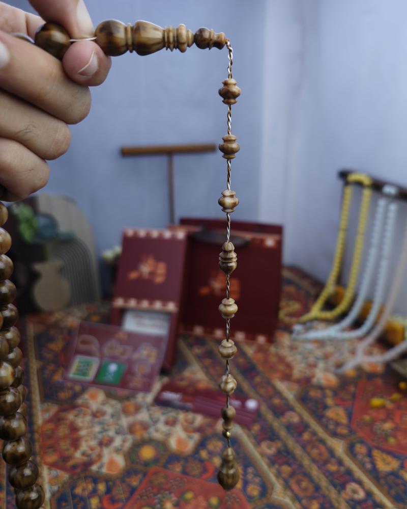 سبحة فاتوران بني مخلوط تمليكة حزوز
