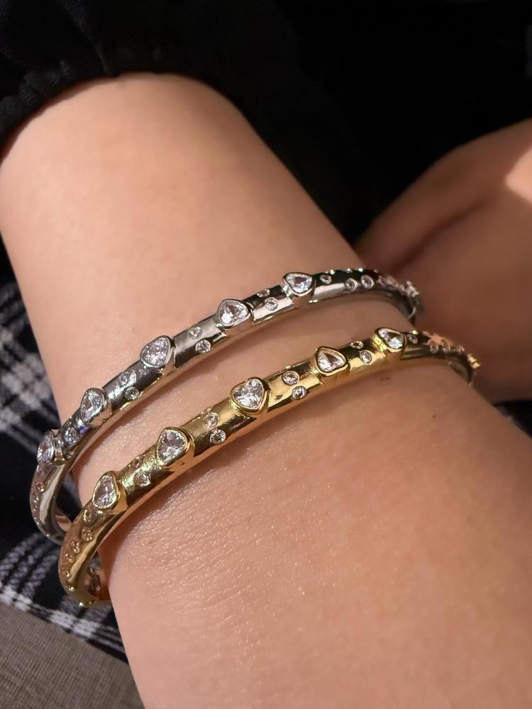 سوار love