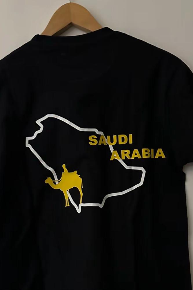 تيشيرت يوم وطني جمل اسود