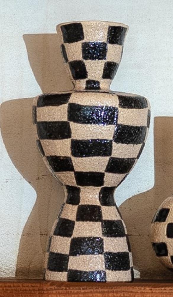 Chess Vase A