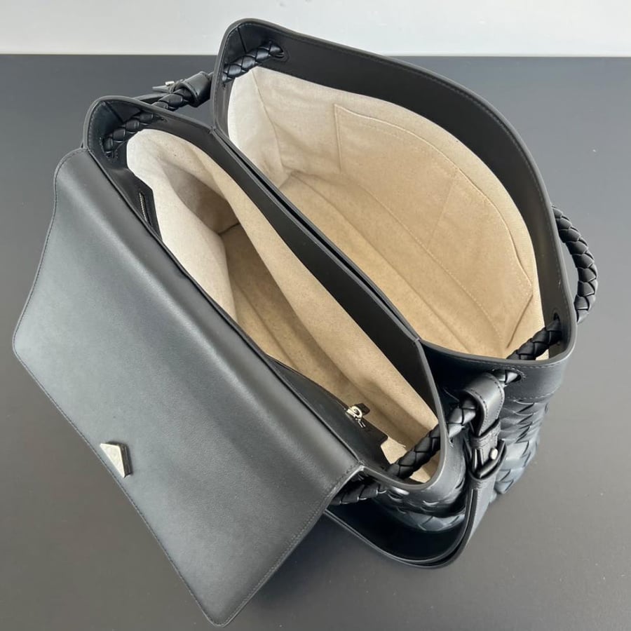 EM01 Bottega Venta