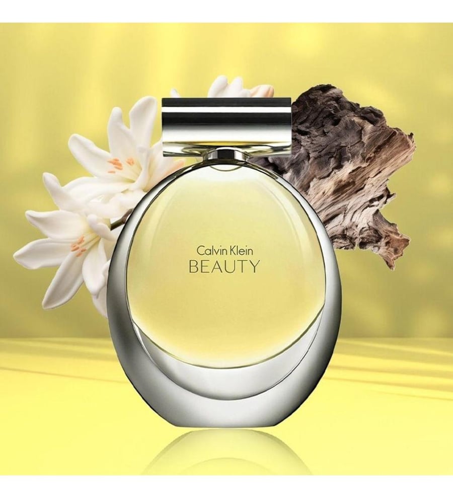 عطر زهري بالياسمين بطابع ناعم وراقي