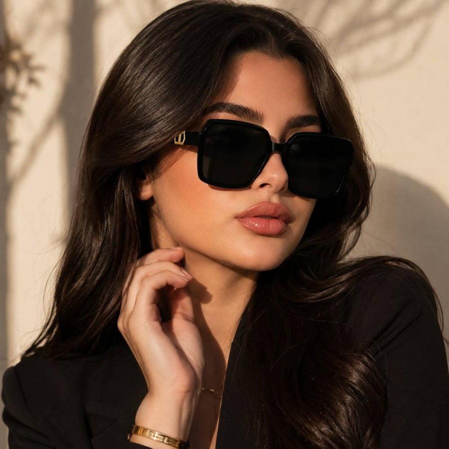 نظارات نسائي