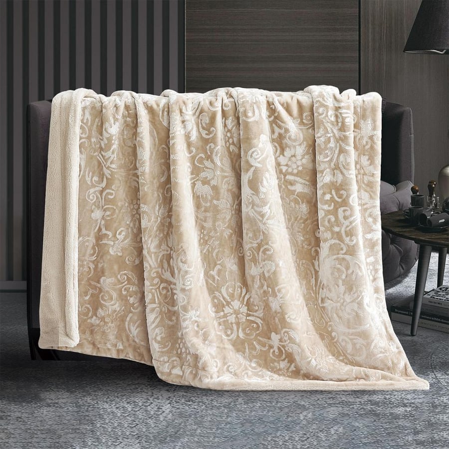 بطانية بارما مخمل و فرو مفرد ونص محفور كريمي 160 × 220 سم