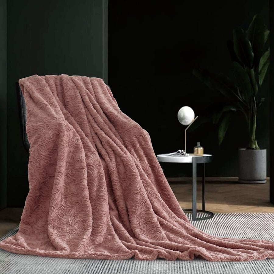 بطانية بوني فرو مزدوج لحمي 220 × 240 سم