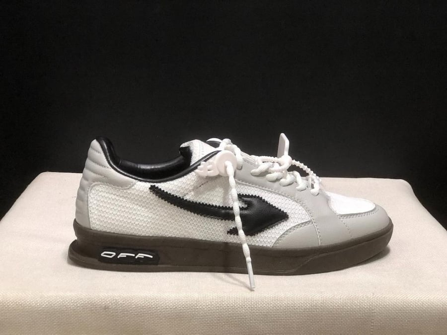 Off-White x Virgil Abloh End Of Play Black / White