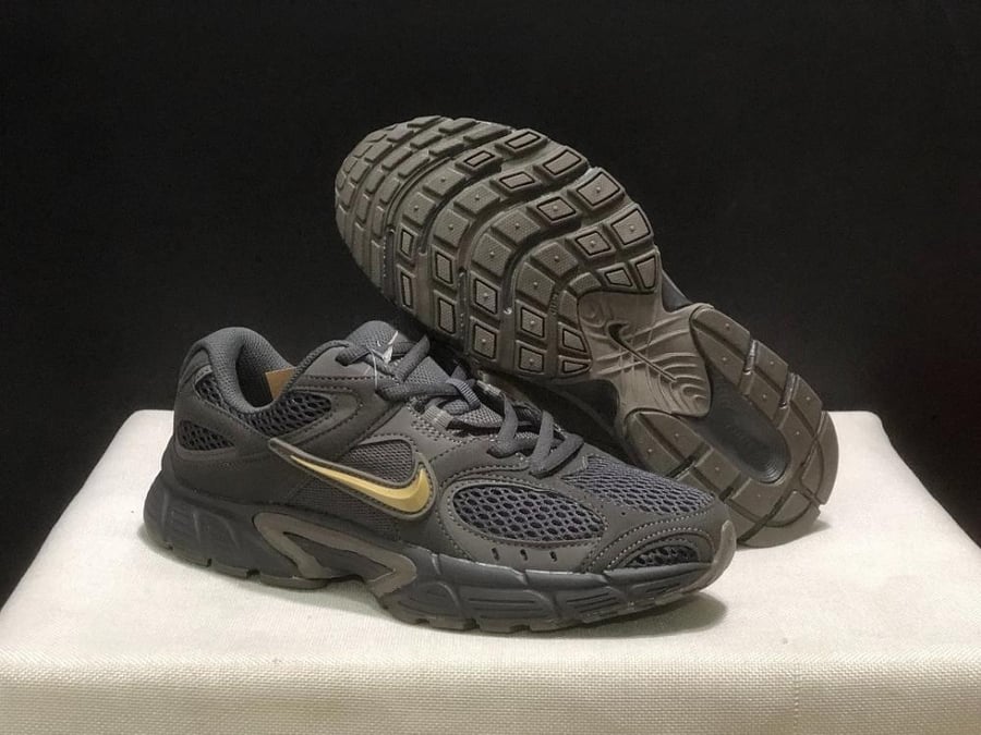 Nike V5 RNR