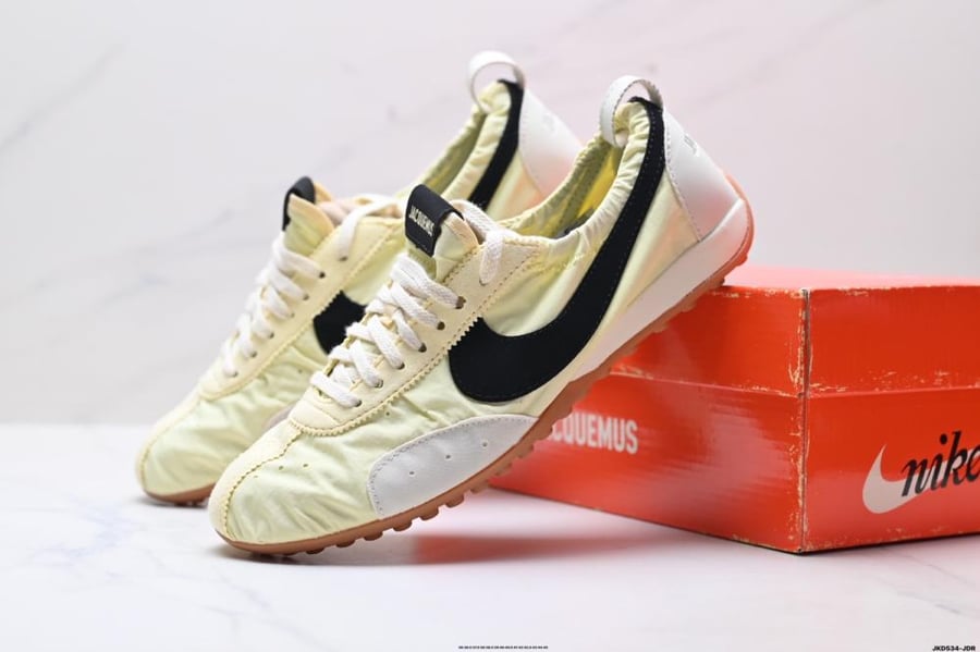 Jacquemus x Nike Jacumoon Beige