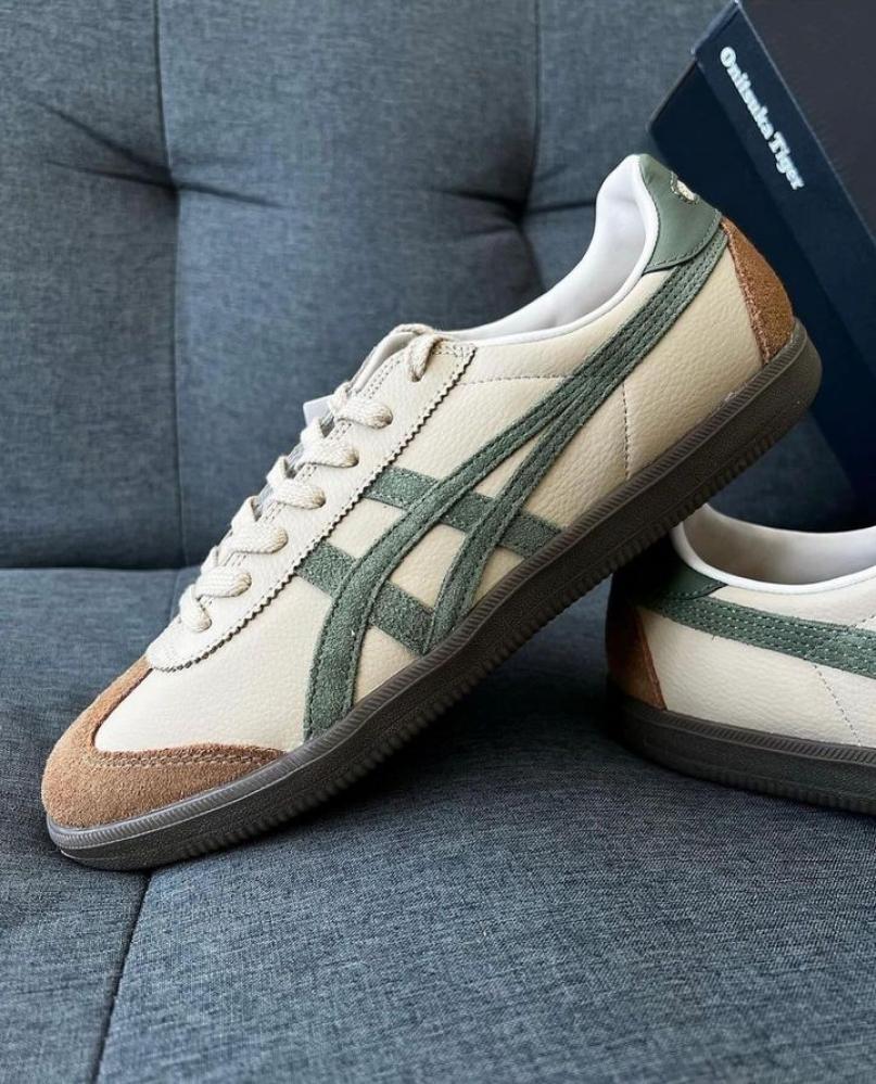 Onitsuka Tiger  'Tokuten Brown