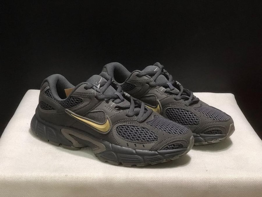 Nike V5 RNR