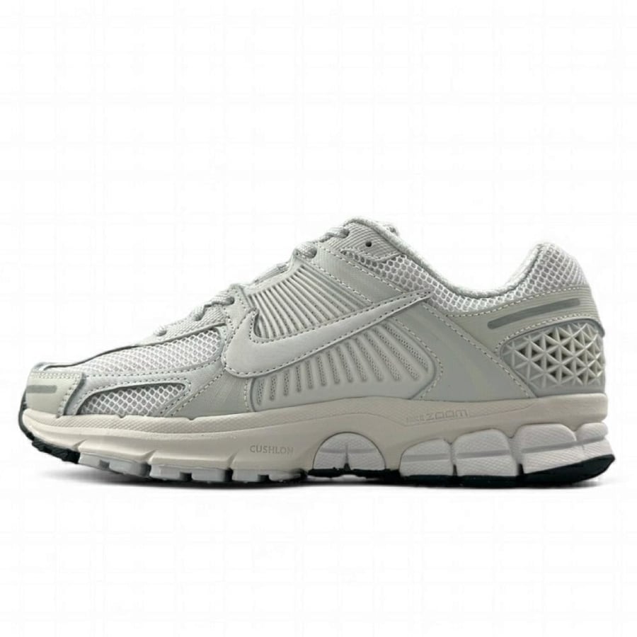 Nike Air Zoom Vomero 5