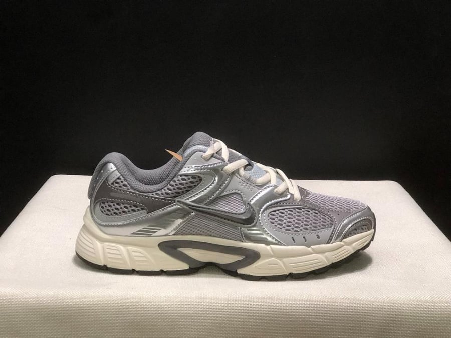 Nike V5 RNR