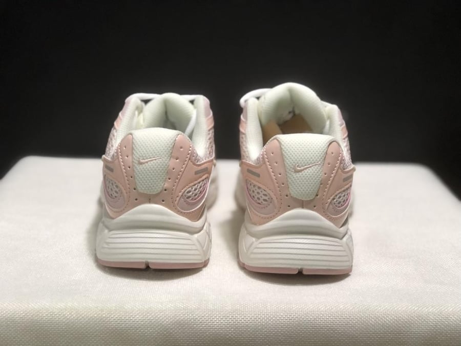 Nike V5 RNR