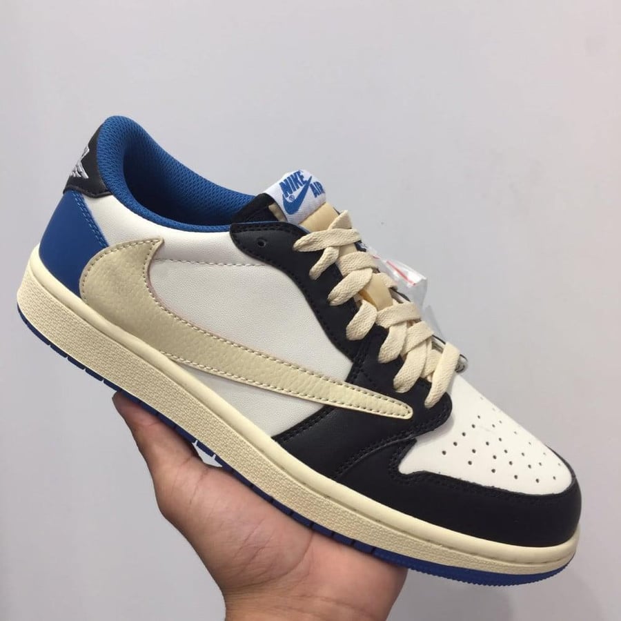 x Travis Scott x Air Jordan 1 Retro Low