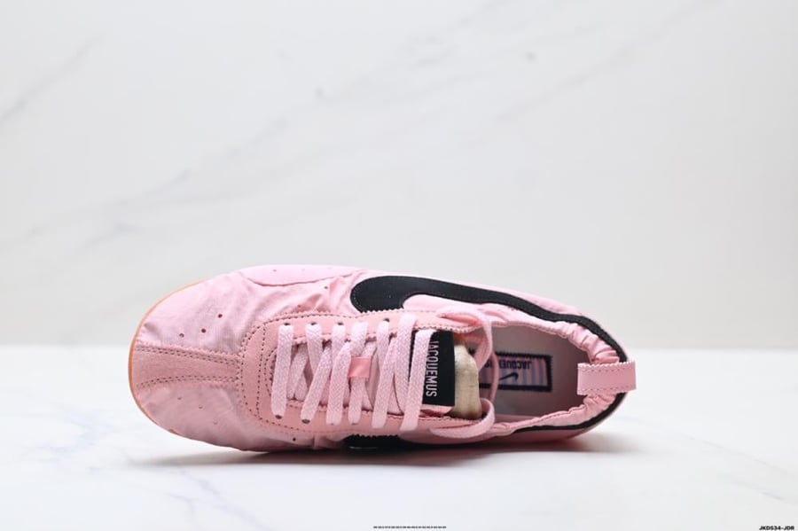 Jacquemus x Nike Jacumoon PINK