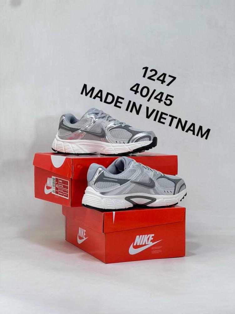 Nike V5 RNR