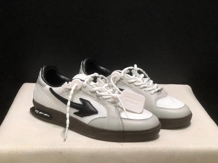 Off-White x Virgil Abloh End Of Play Black / White