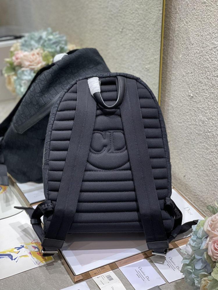 شنطة ظهر Dior Oblique | حقيبة ديور فاخرة 30×15×42 سم