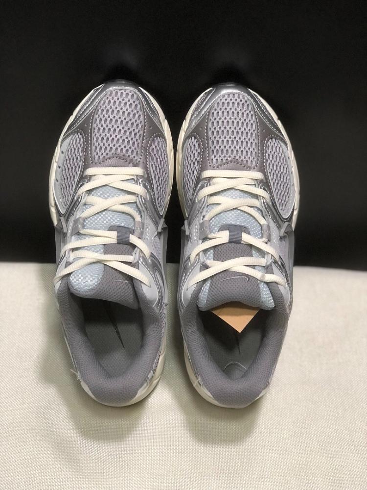 Nike V5 RNR