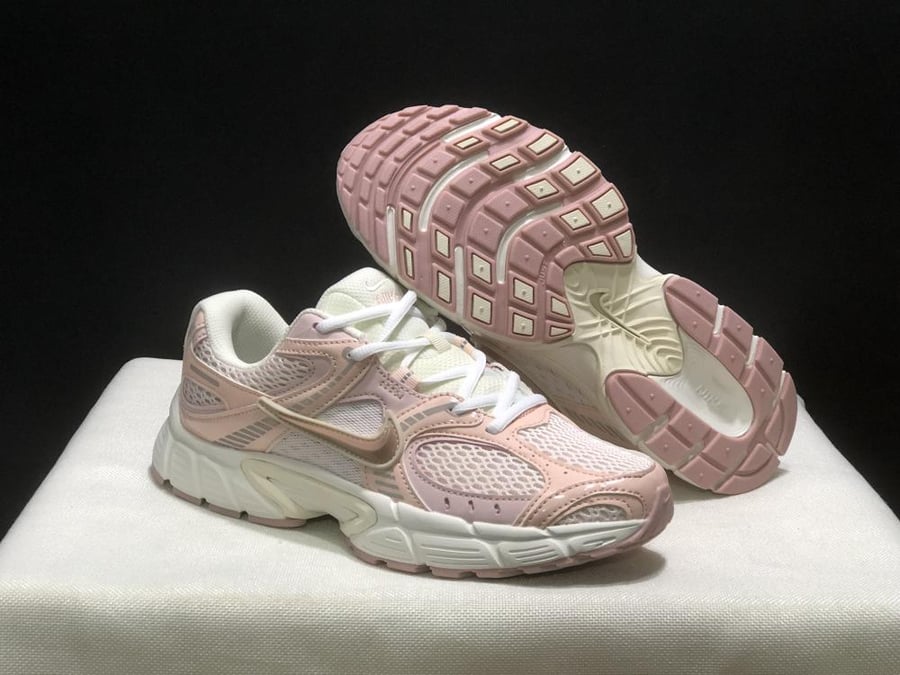 Nike V5 RNR
