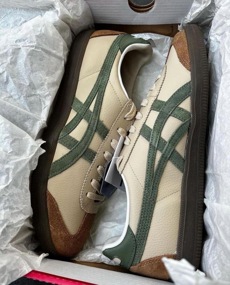 Onitsuka Tiger  'Tokuten Brown