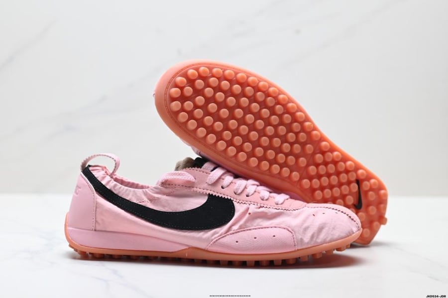 Jacquemus x Nike Jacumoon PINK