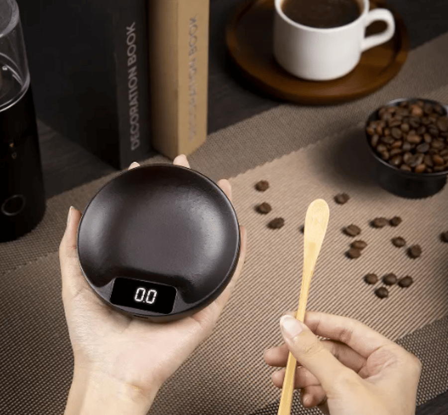 ميزان قهوة مع ملعقة خشبية - صغير | Wooden coffee scale