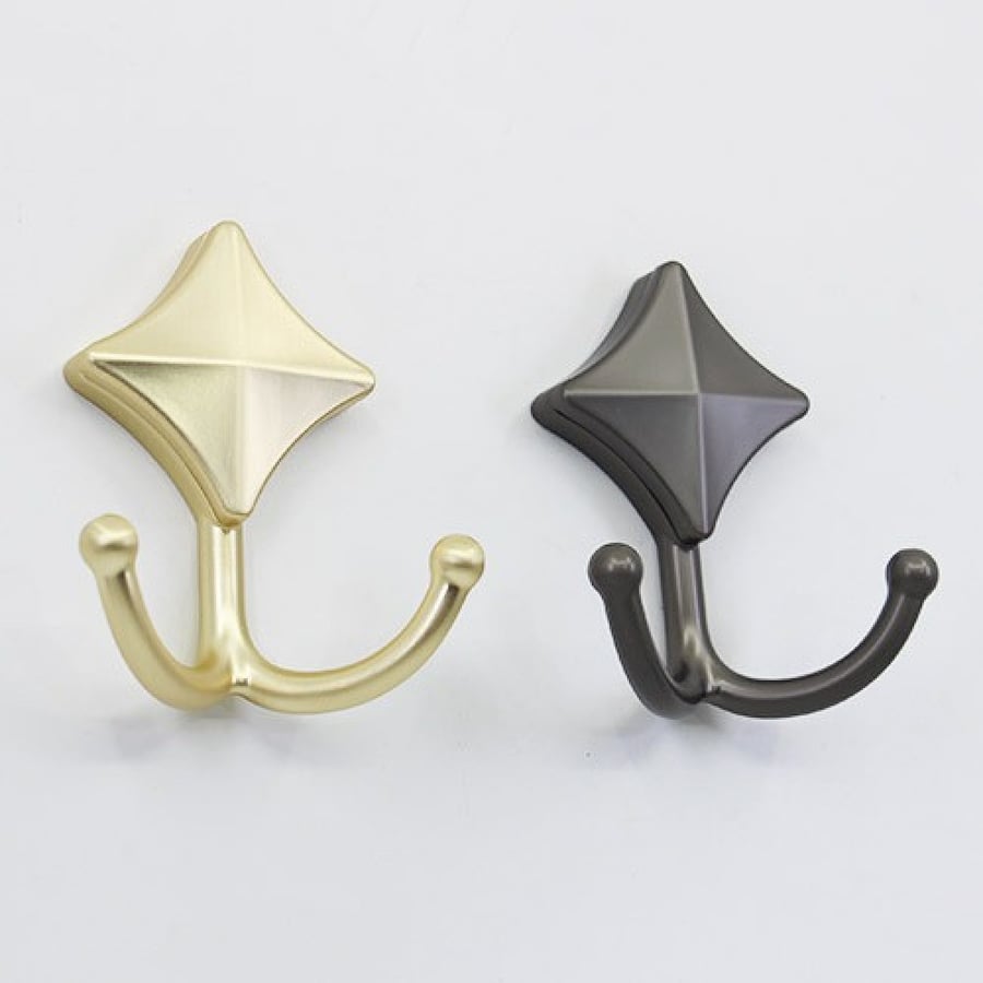 Cloth hook