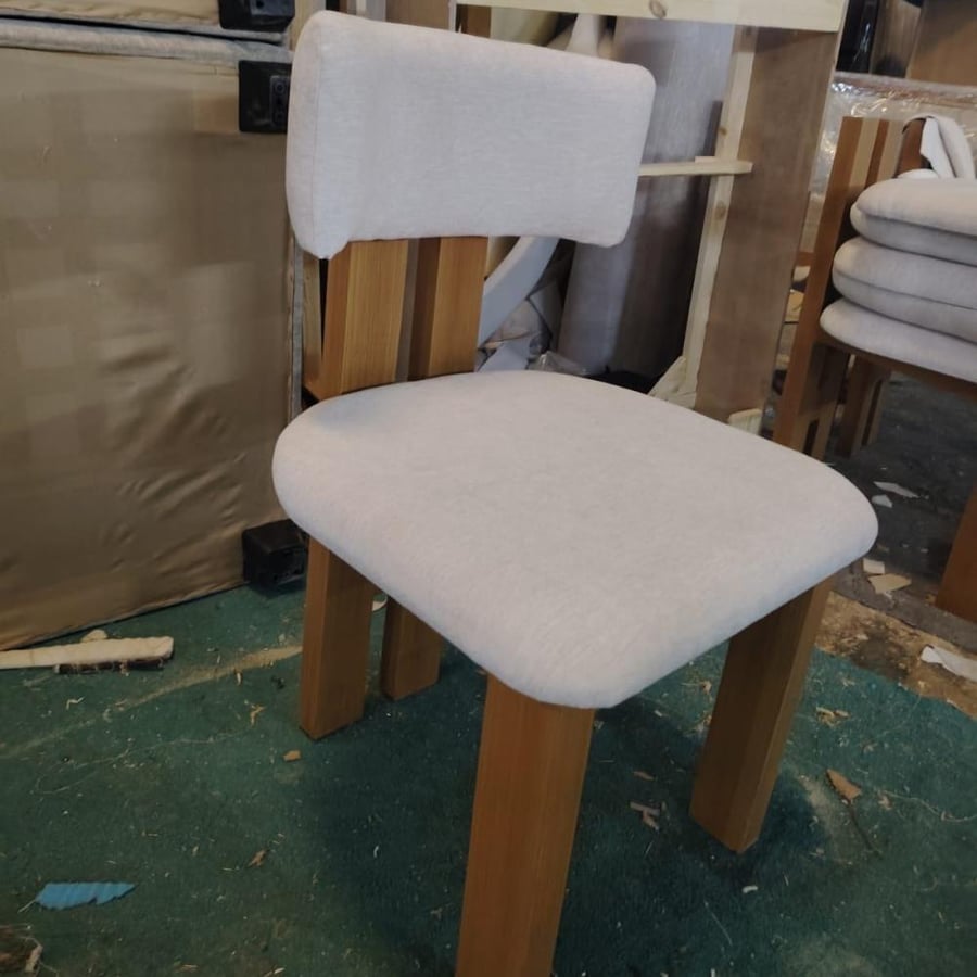 Dining table chair