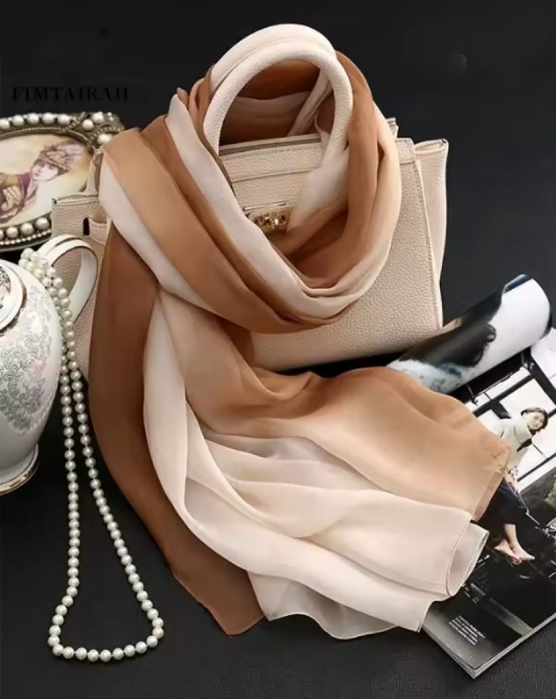 وشاح حريري نقي