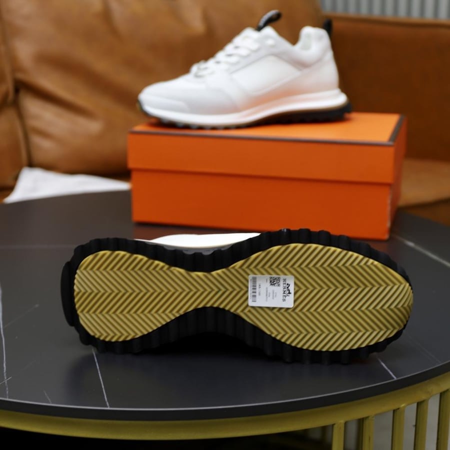 Hermes 38-44