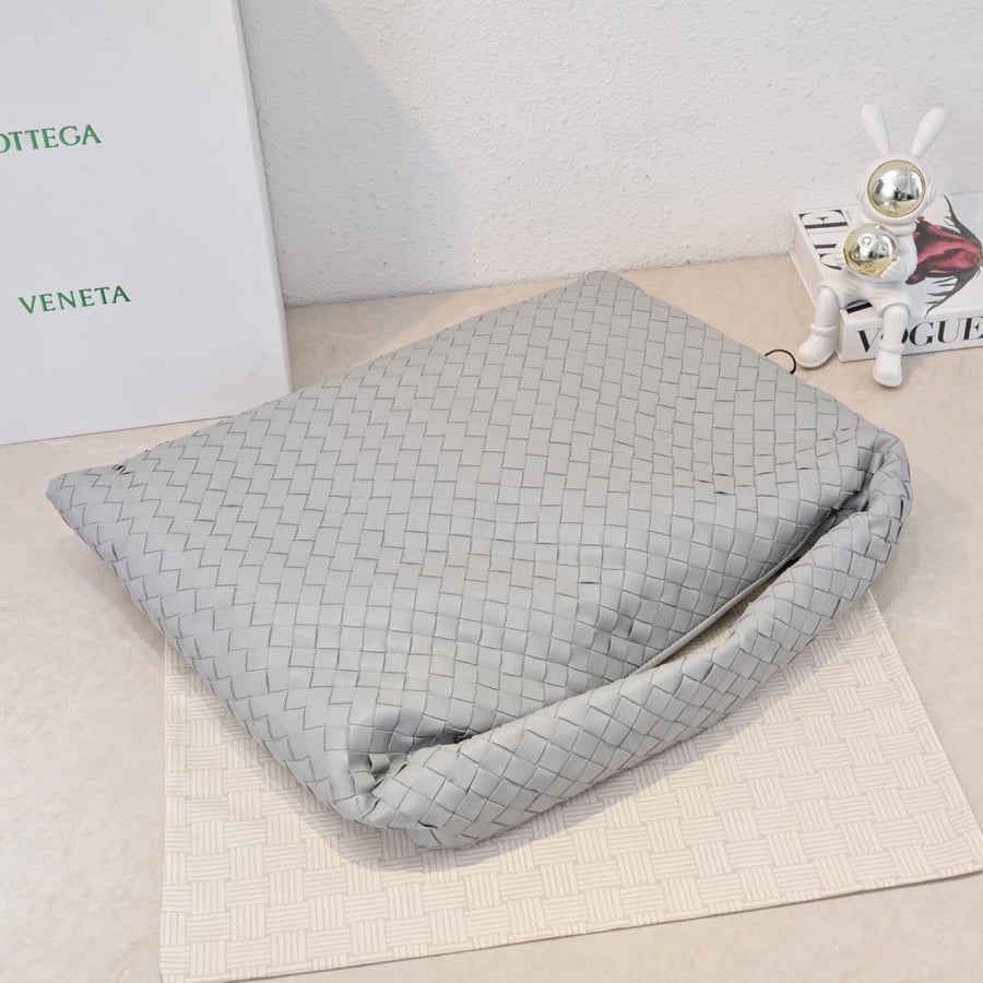 BV New Large Hop Bag 54cm