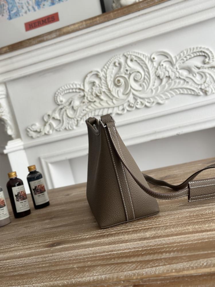 Hermes Berlingot Bag