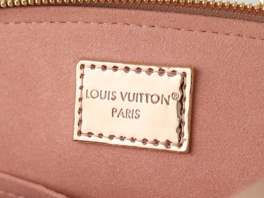 LV Alma Bag 23.5 cm