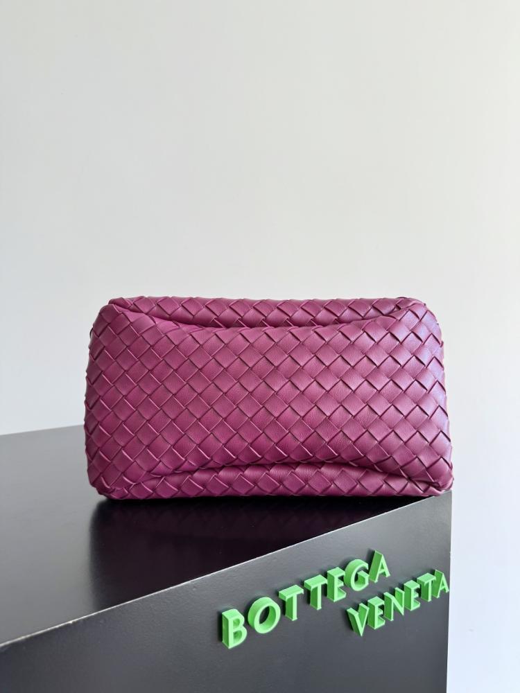 BV Campana Shoulder Bag 33cm