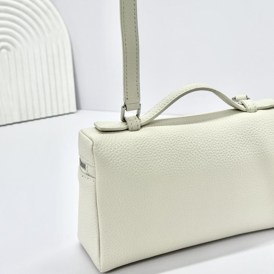 Loro Piana Extra Pocket L19 Vanity Case Collection