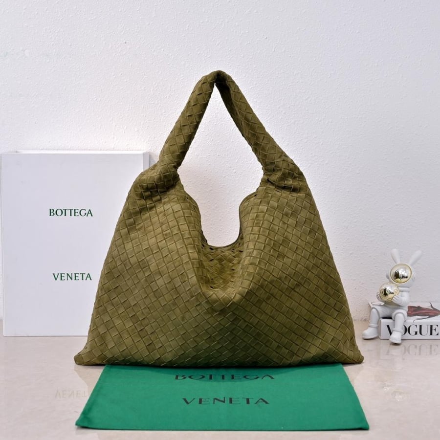 BV New Large Hop Bag 54cm (Suede)