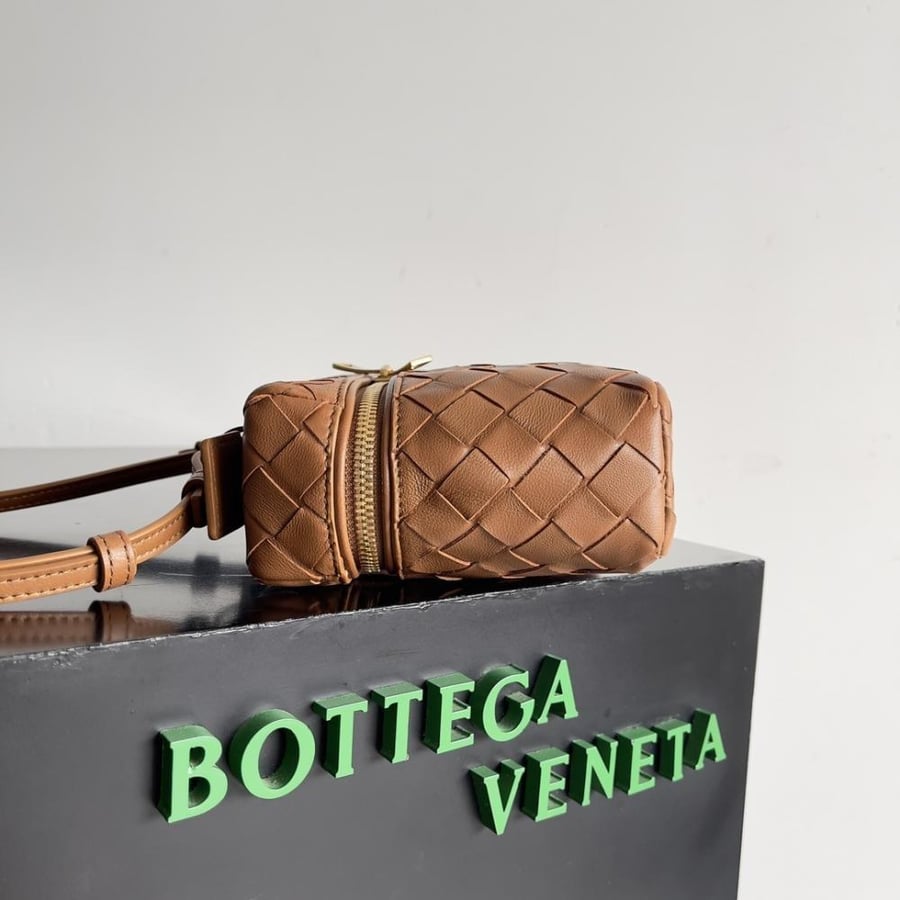 BV Vanity Case Bag 22cm