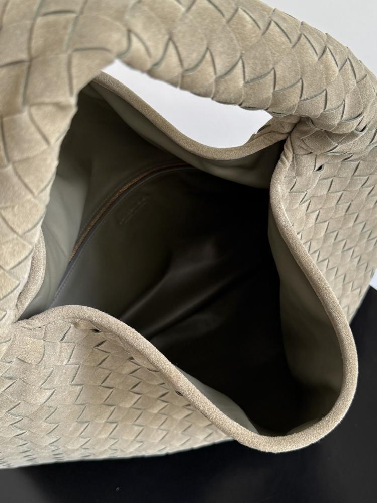 BV New Large Hop Bag 54cm (Suede)
