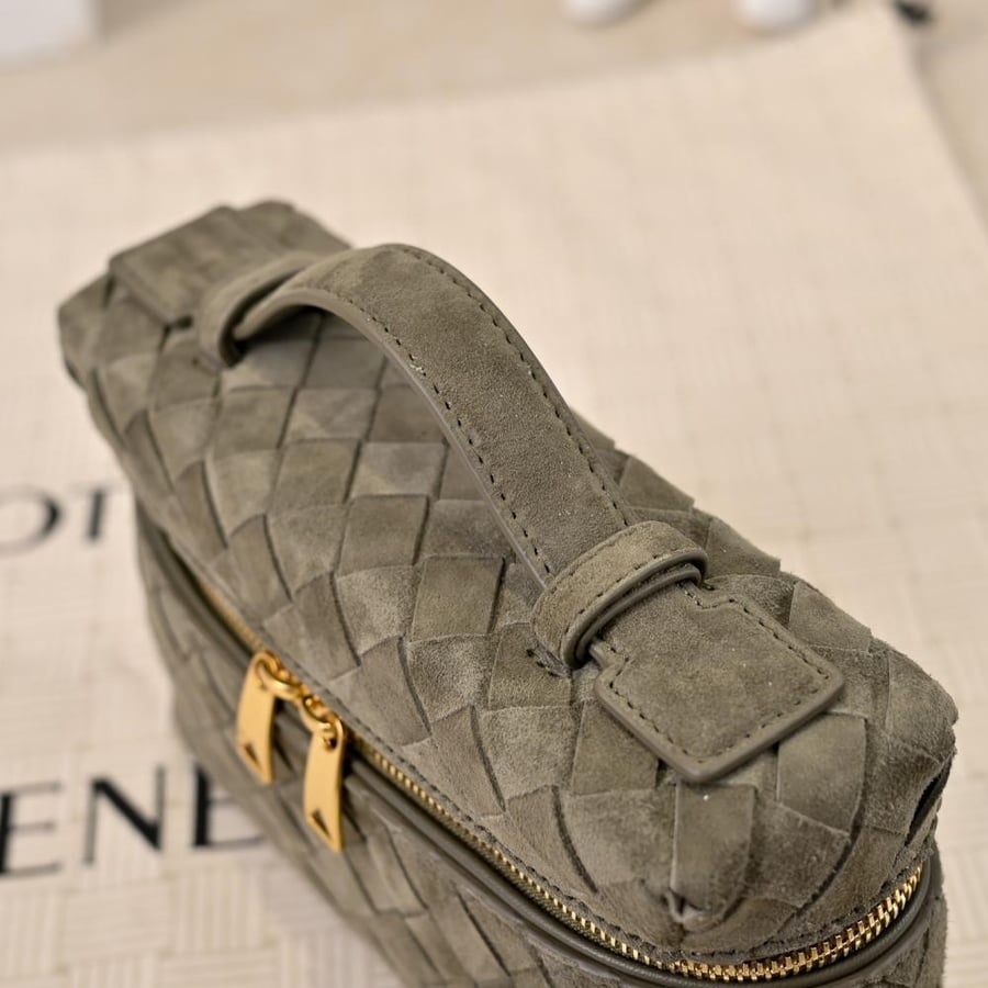 BV Vanity Case Bag 22cm